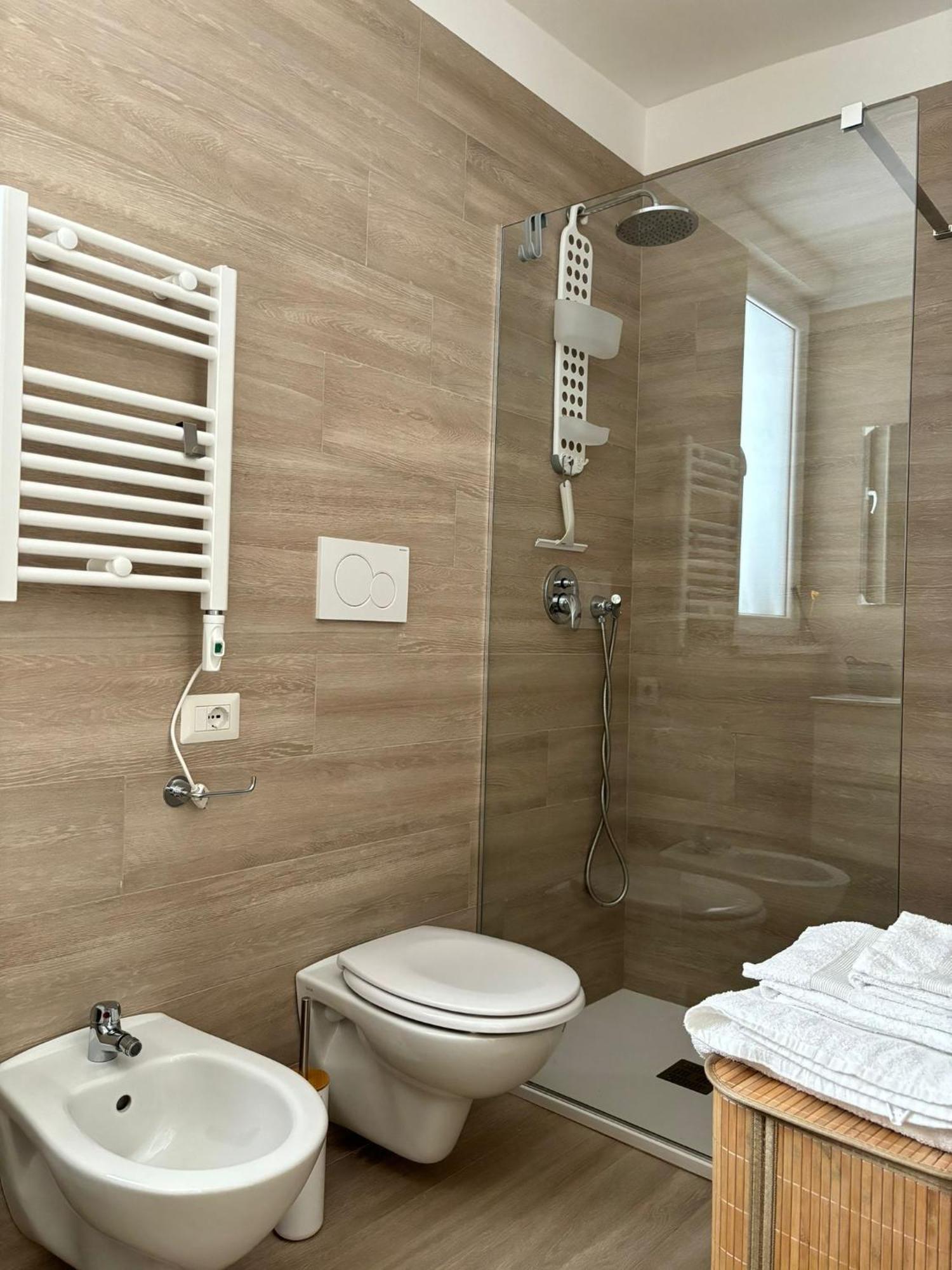 Apartamento Sweet House Bari Via Sagarriga Visconti 164 Bari Exterior foto