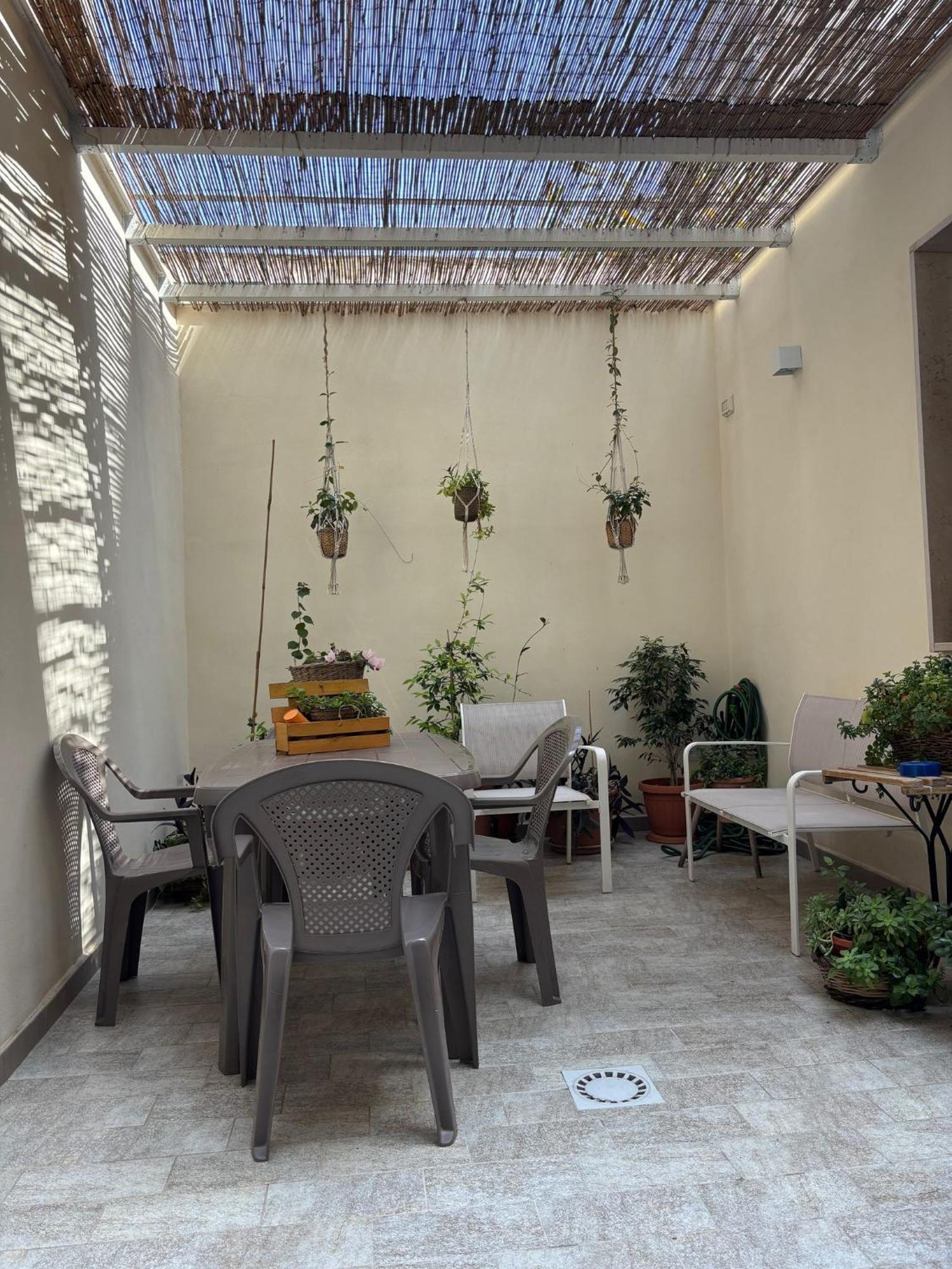 Apartamento Sweet House Bari Via Sagarriga Visconti 164 Bari Exterior foto
